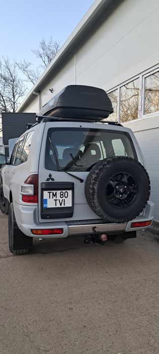 Vand Mitsubishi Pajero LWB 2.5D an 2002 complet restaurat in 2025