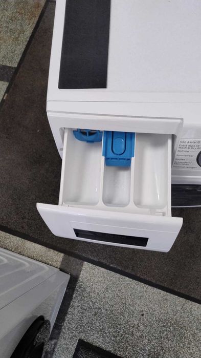 А+++ Комбинирана Пералня със сушилня Bosch-Бош 10/6 кг AutoDry