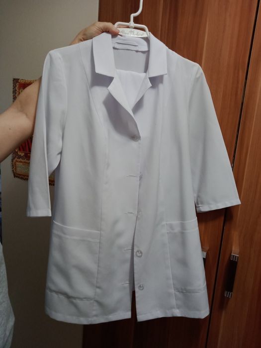 Срочно продам медицинский костюм