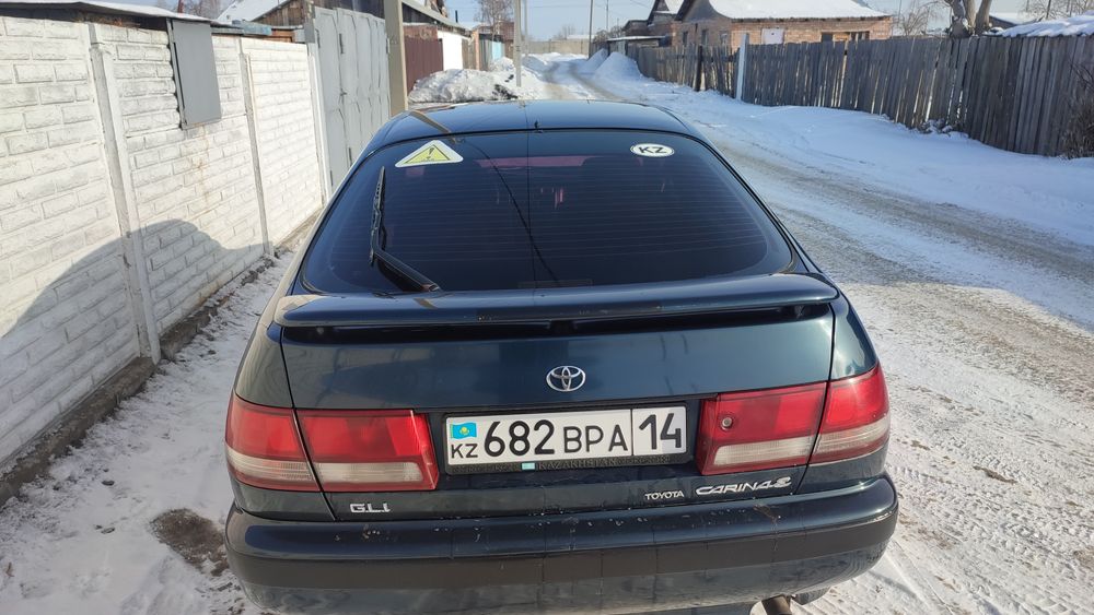 Продам автомобиль Toyota Carina E