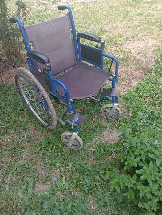 Адам керек болып