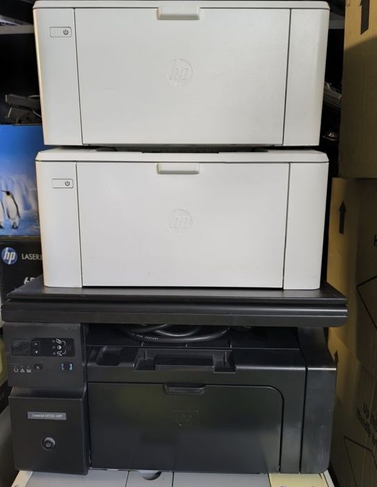 Принтера,мониторы,ноутбуки ,МФУ разных моделей .