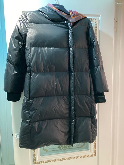 Продам пуховик Max & Co новый