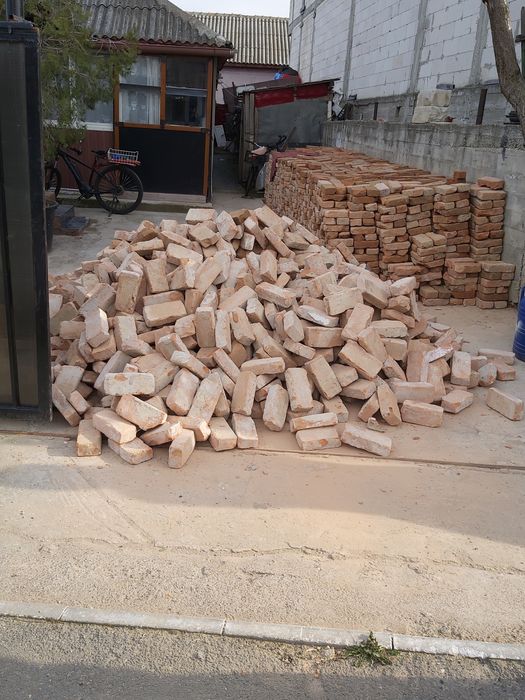 Caramida din demolari 1.3 leibuc
