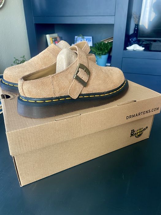 Обувки Dr. Martens