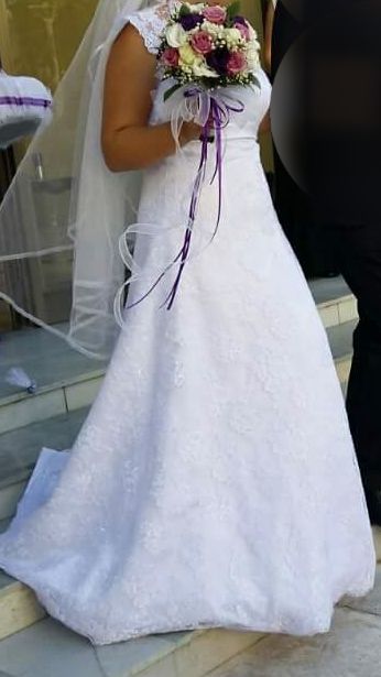 Сватбена рокля