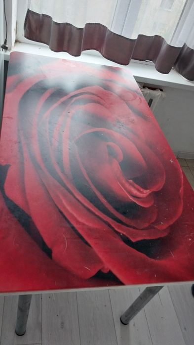 Кухонный  стол..