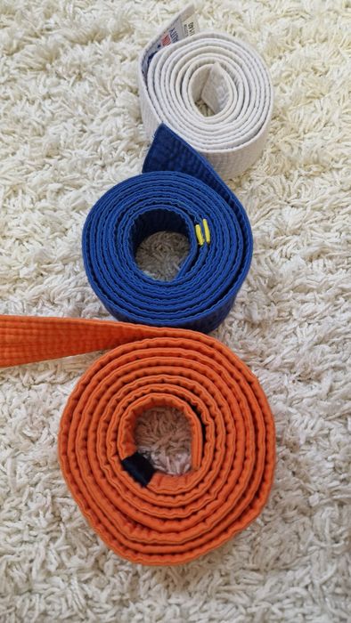 Продам форму для карате