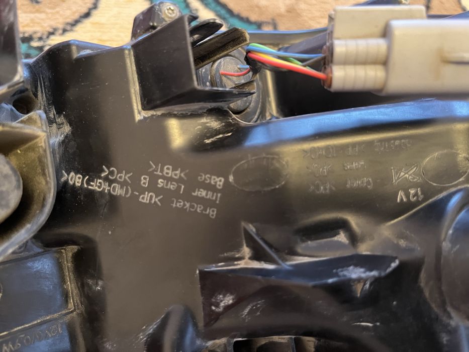 Фара Тайота каролла 2023 г. в