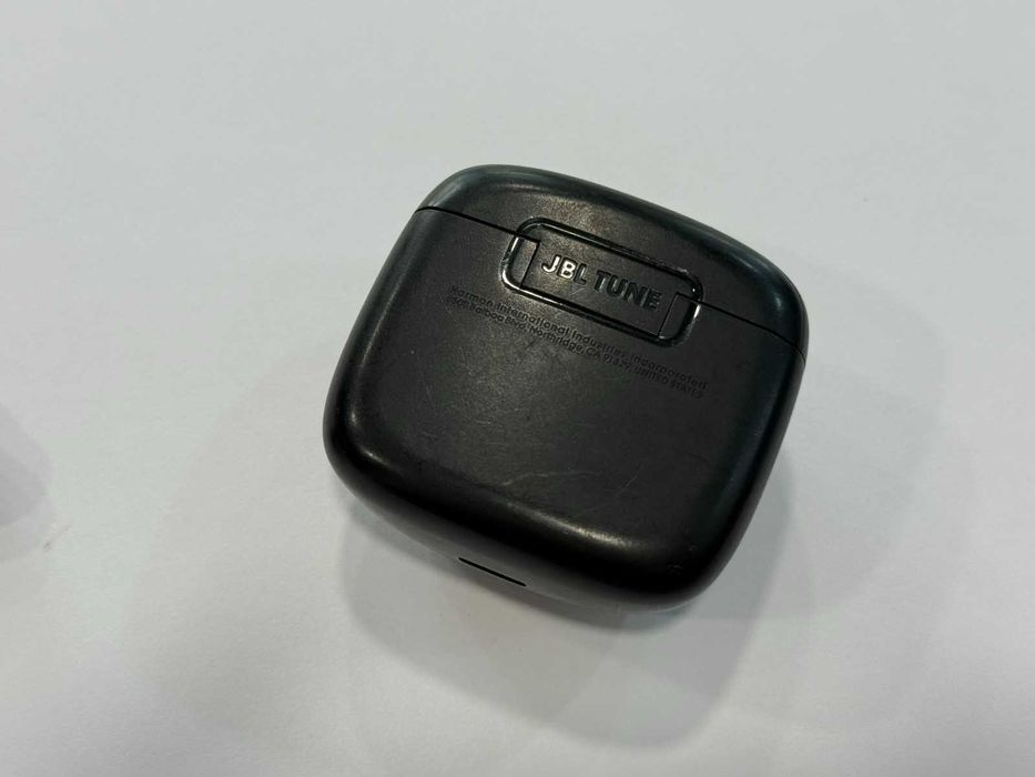 Слушалки JBL Tune