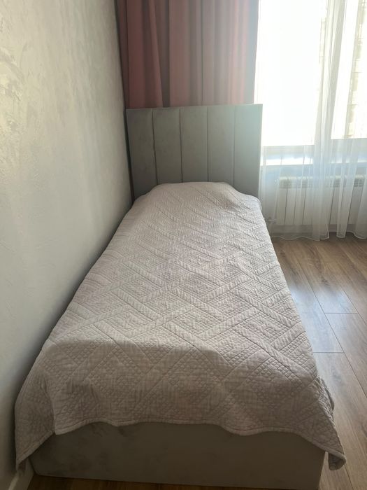 Продам две кровати с матрасом