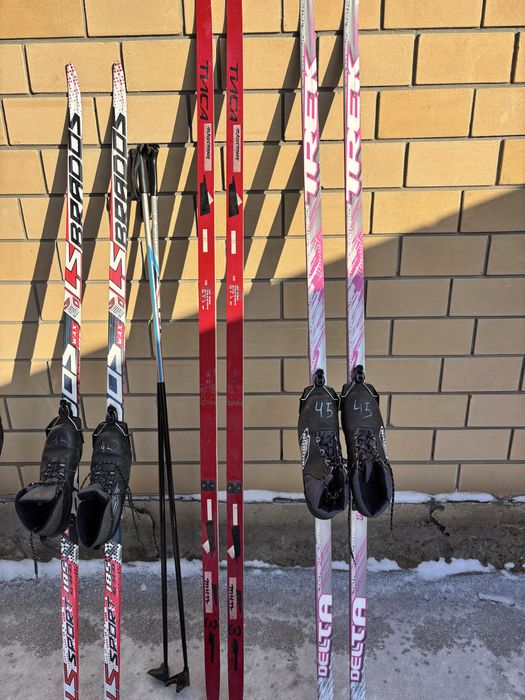 Лыжи разные продам