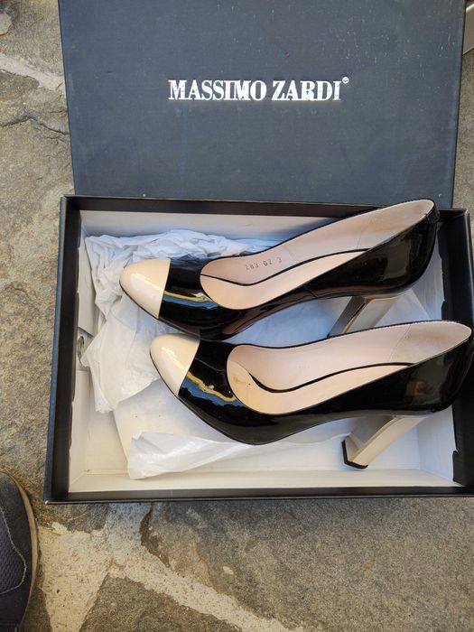 Елегантни обувки на висок ток