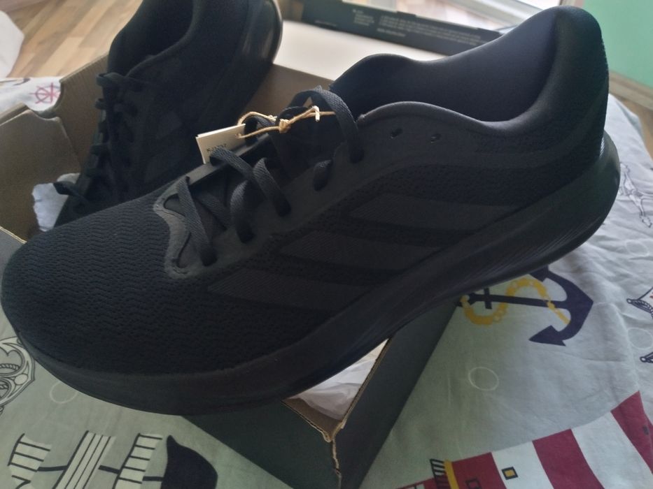 Adidas Response Runner