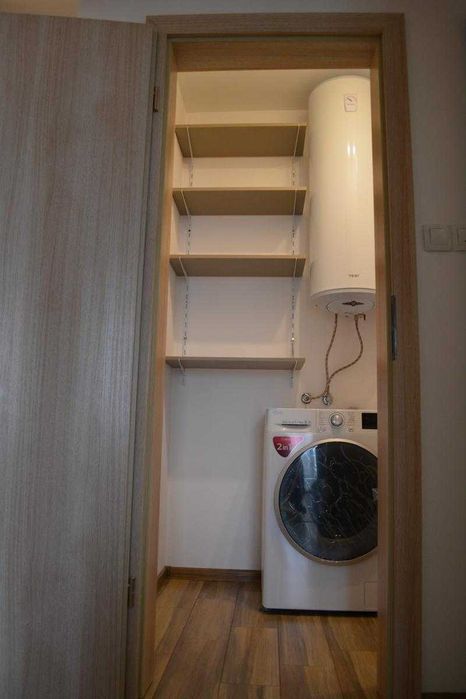 Дава се под наем Двустаен апартамент в София, Зона Б-18 - 81 кв.м за 459 € - Снимка #12