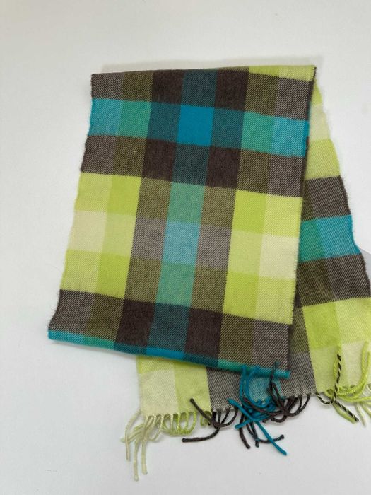 Шал от 100% мериносова вълна John Hanly - две разцветки