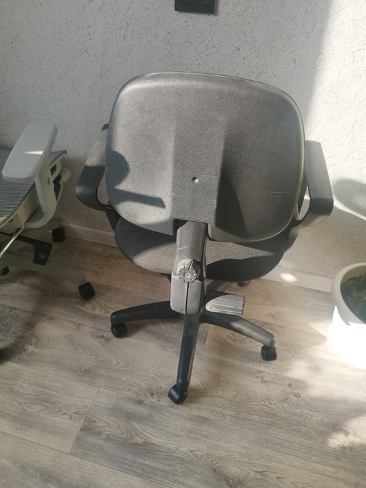 Кресло компьютерное, офисное