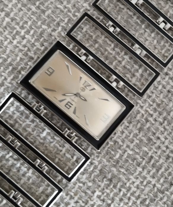 Часы для девушки