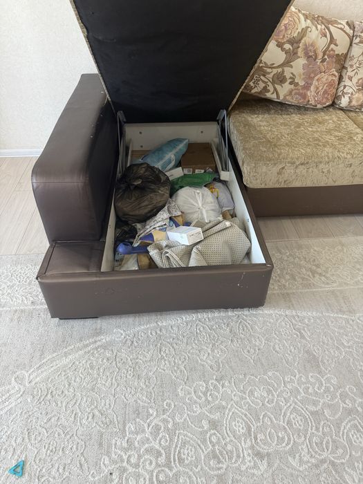 Продам угловой диван