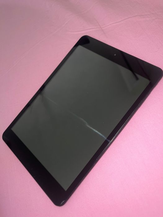 Таблет Turbo-X Rainbow 3G