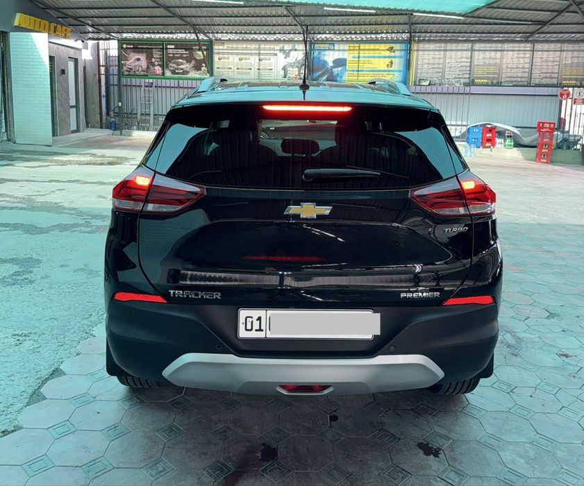 tracker 2 premier plus  2024
