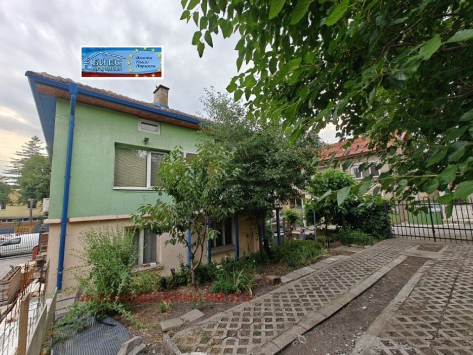 Продажба Къща гр. Перник - Църква 130m²