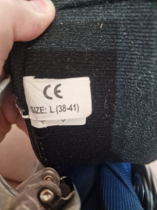 Продам ролики регулируемые