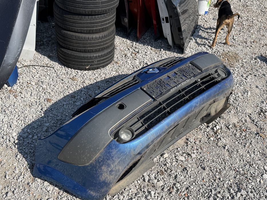 Предна броня Renault Megance Scenic