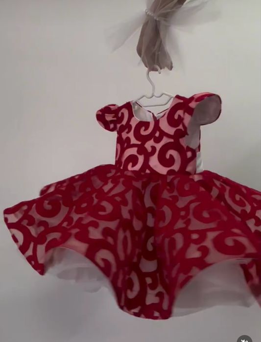 Платье на праздник