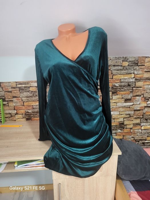 Vând Rochiță Dama