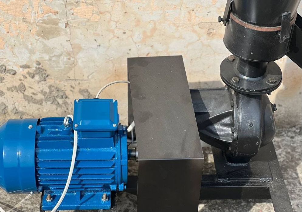 Гранулятор,для пилет