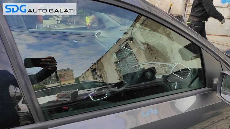 Geam Sticla Usa Portiera Dreapta Fata VW Polo 6R 2009 - 2016