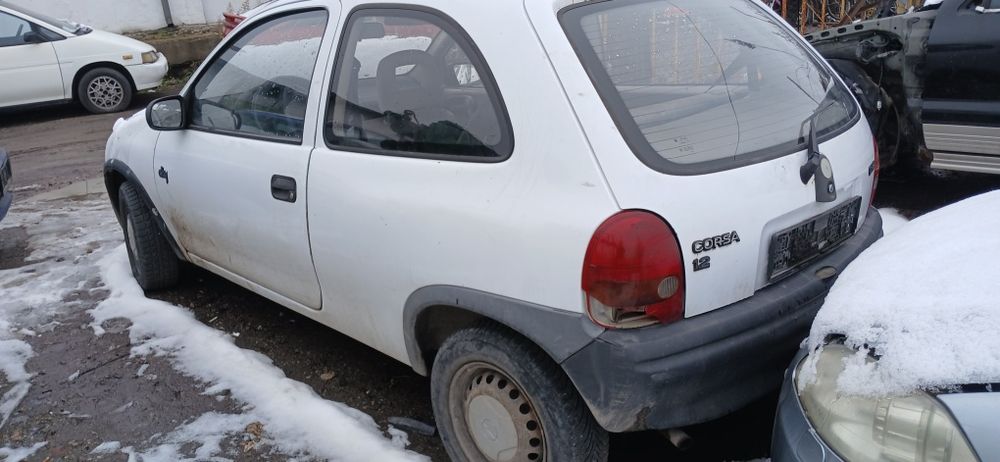 Opel corsa  1.2i   1994