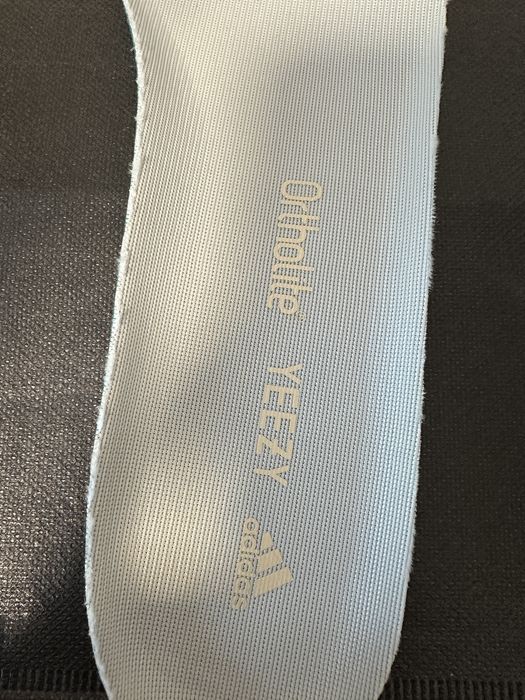 Yeezy Boost 700 "Analog" маратонки