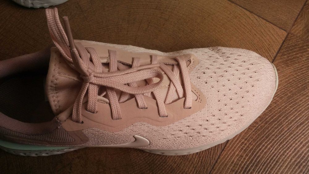 NIKE Odyssey React Particle Pink Размер EUR 39 / UK 5,5 дамски маратонки 145-13-S