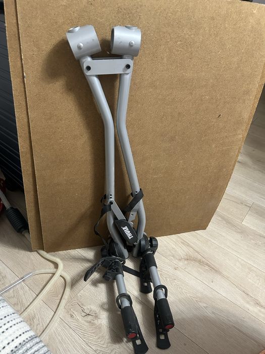 Suport masinaTHULE pentru 2 biciclete