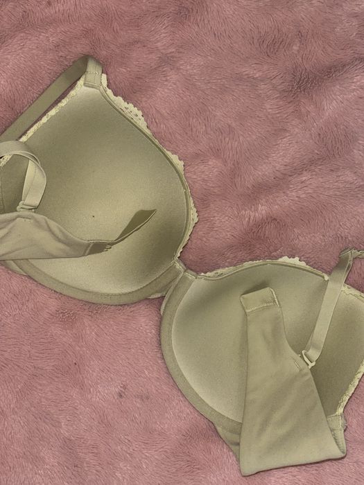 Сутинен на SKIMS, 36C, ЧИСТО НОВ