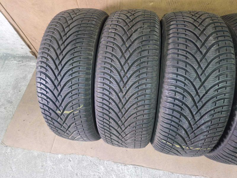 4 BFGOODRICH R16 205/55
зимни гуми DOT4818