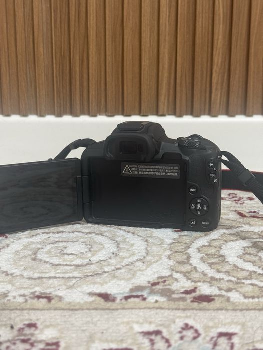 Фотоаппарат Canon EOS R50