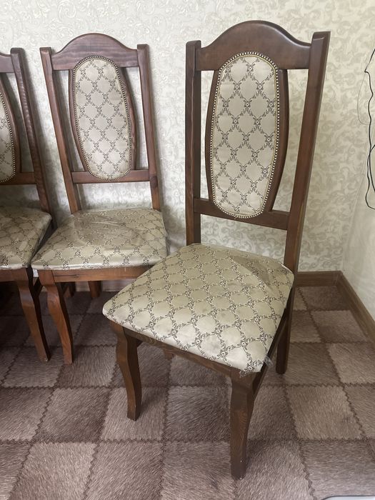 Срочно продам стулья