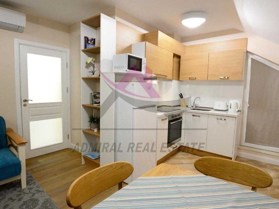 Дава се под наем Четиристаен апартамент в Варна, Център - 100 кв.м за 1500 € - Снимка #1