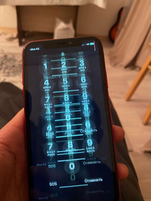 Продам iPhone XR