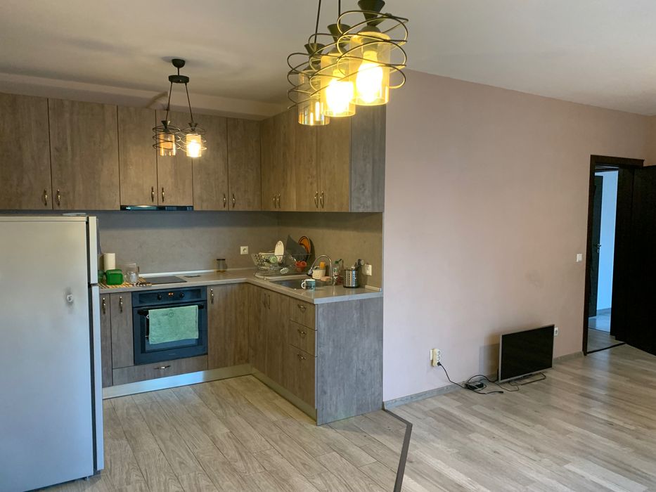 Дава се под наем Двустаен апартамент в Бургас, Лазур - 62 кв.м за 509.49 € - Снимка #1