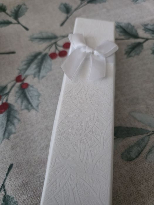 Гривна сребърна - нова