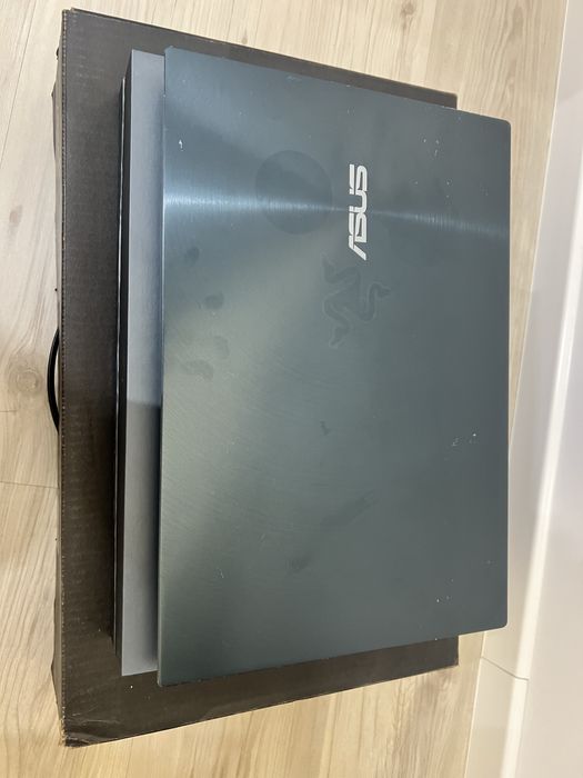 Asus zenbook pro duo