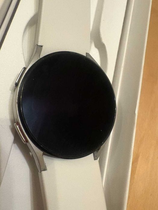 Samsung Galaxy Watch 4