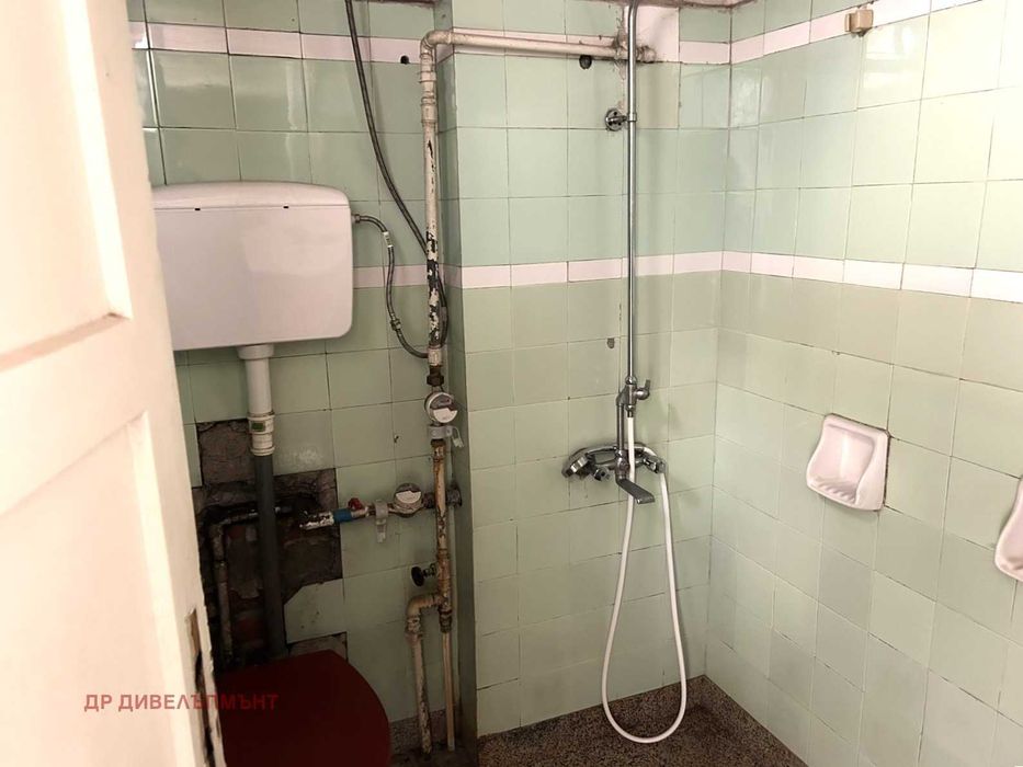 Продава се Тристаен апартамент в София, Център - 94 кв.м за 2978 €/кв.м - Снимка #4