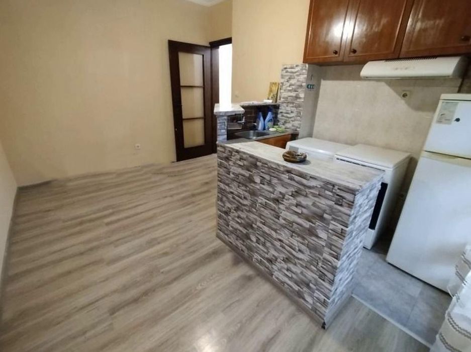 Продава се Четиристаен апартамент в София, Център - 105 кв.м за 2858 €/кв.м - Снимка #3