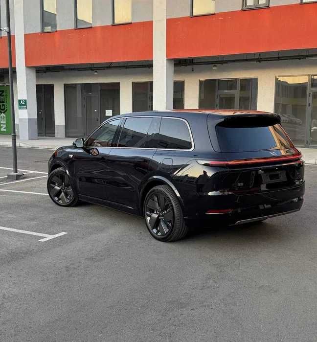 Lixiang L8  pod zakaz