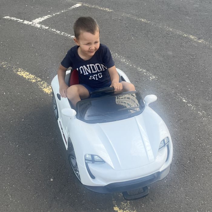 Машина на пульте управления